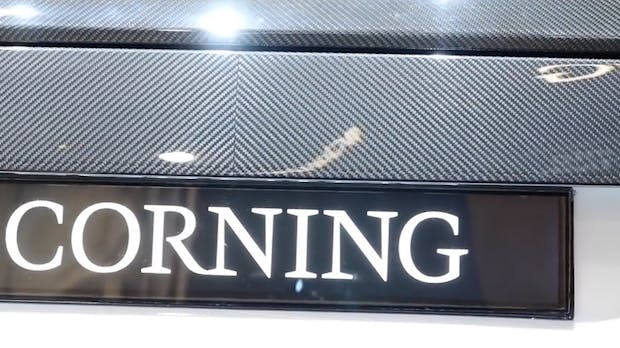 Gorilla-Glas auf der Windschutzscheibe: Wie Corning Autos leichter und sicherer machen will