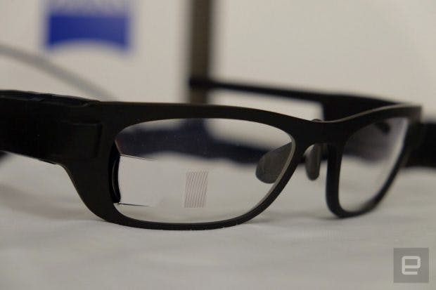 Carl Zeiss hatte im letzten Jahr eine „smarte Brille“ vorgestellt. (Foto. engadget)