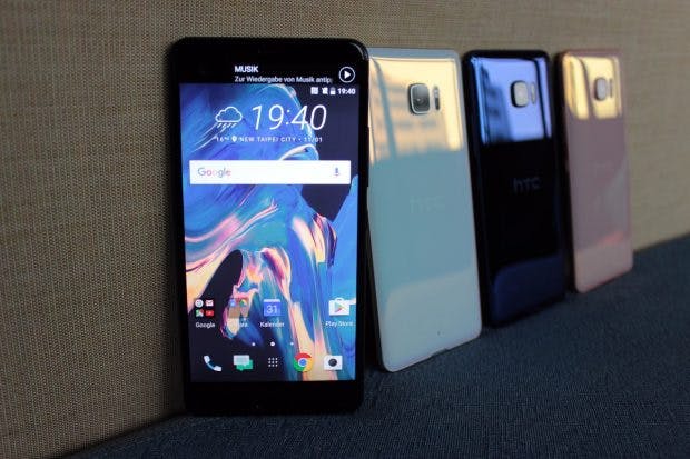 HTC U Ultra ist das erste High-End-Smartphone des Jahres. (Foto: t3n)