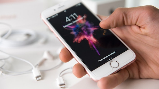 SAR-Wert: iPhone- und Galaxy-Smartphones sollen zu stark strahlen
