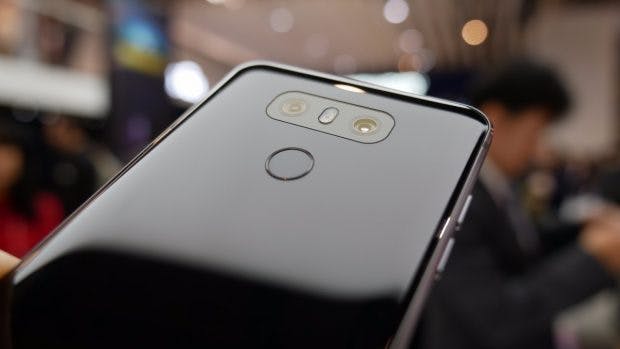 Mit dem G6 stellt LG sich gegen das Samsung Galaxy S8 auf. (Foto: t3n)