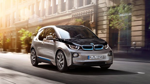 BMW i3: Facelift soll im September mitsamt Performance-Modell erscheinen