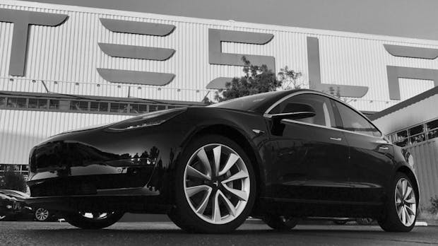 Tesla Model 3: Das sagen die ersten Tests zum iPhone auf Rädern