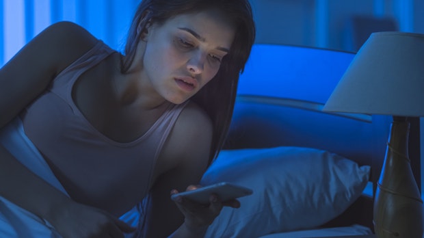 Smartphone-Licht bei Nacht: So heftig wird dein Schlaf wirklich beeinflusst