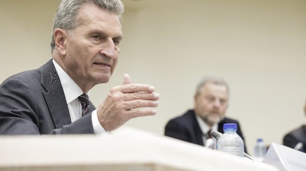 Breitbandausbau: Oettinger bedauert Privatisierung der Telekom