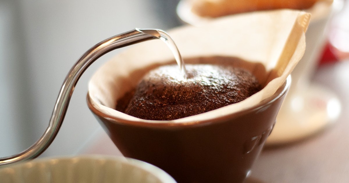 Guter Kaffee ohne Vollautomat und Siebträger – mit diesen Utensilien klappts