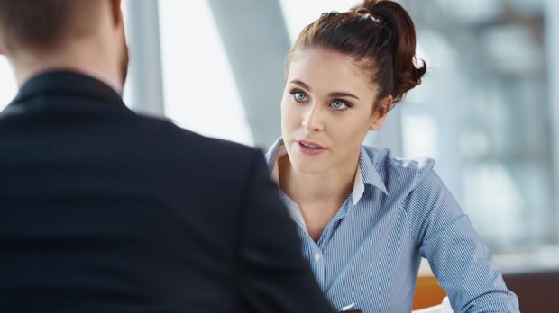 Vorstellungsgespräch: 10 Rückfragen – und was eine Expertin von ihnen hält