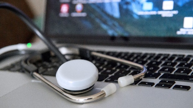 Die Medizin der Zukunft? 5 Dokus über Technologie und Digitalisierung in der Welt der Gesundheit