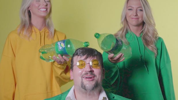 Dieser Mann hat sich seinen Traumjob mit einem Rapsong geangelt