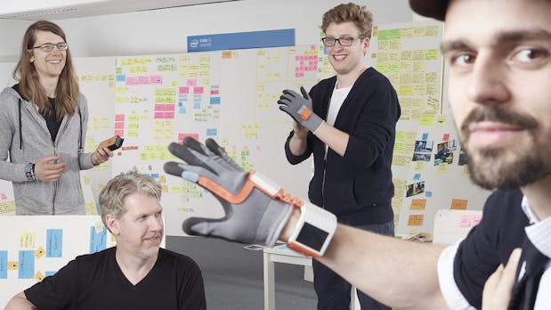 Proglove: Vorzeige-Startup mit smartem Handschuh sammelt Millionen ein