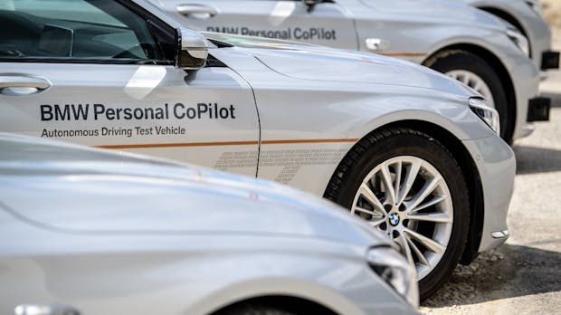 BMW eröffnet Campus für autonomes Fahren in München
