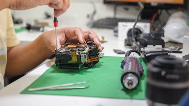 Retrofitting: So werden analoge Maschinen digital
