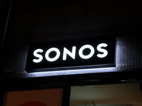 Sonos: Soundbar Beam und günstigere Smart-Speaker bescheren Auftrieb