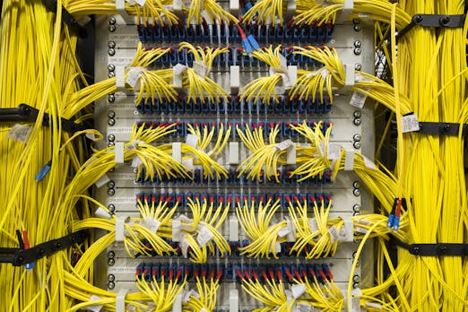 Überwachung am Internetknoten: DE-CIX will BND-Zugang kappen