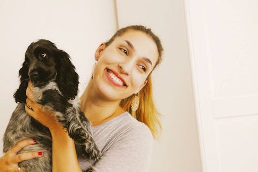 So arbeitet Tijen Onaran: „Die erste Laufrunde gehört meinen beiden Hunden“