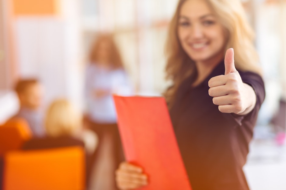anschreiben formulieren schon mit dem ersten satz mehr interesse wecken foto shutterstock fs stock - Bewerbung Erster Satz anschreiben formulieren schon mit dem ersten satz mehr interesse wecken foto shutterstock fs stock - Bewerbung Erster Satz