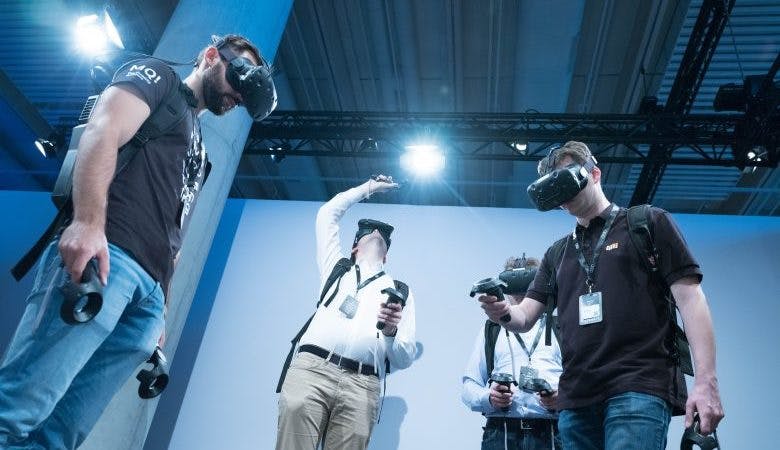 VR-Brillen auf dem MQ! Innovation Summit 2017