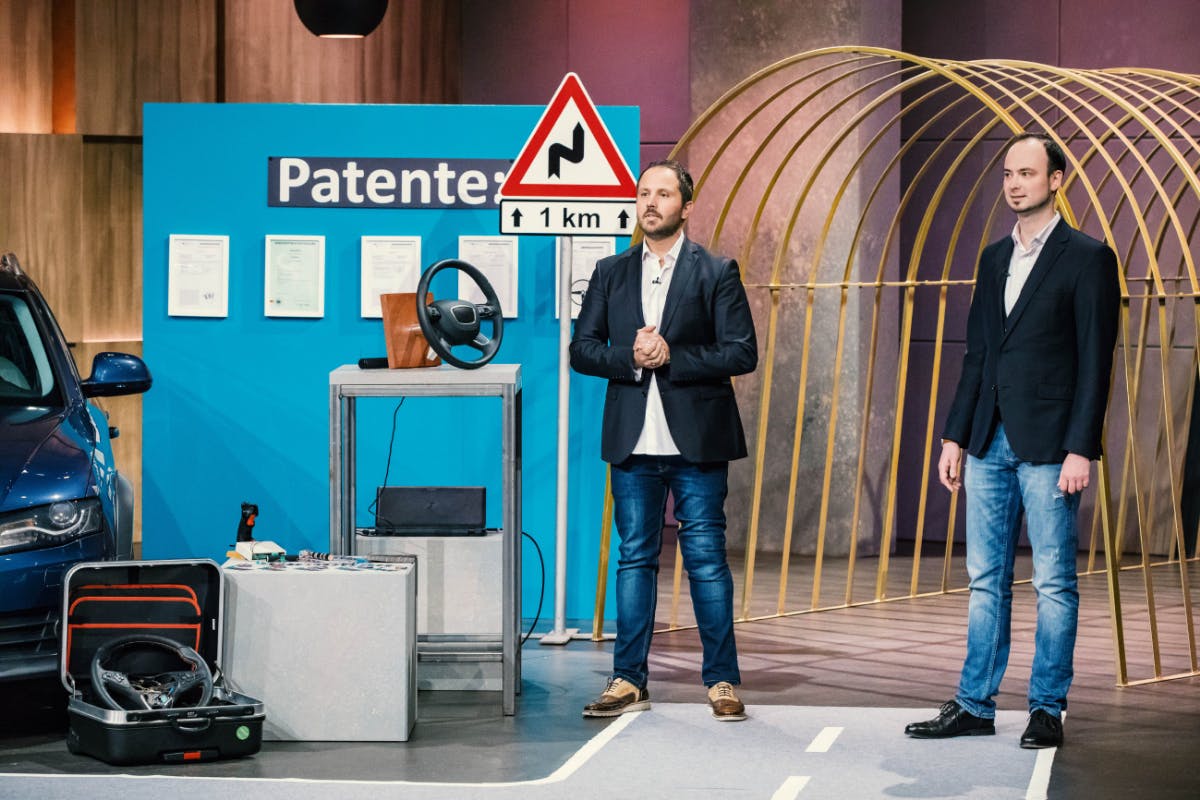 Denis Güzelocak (l.) und Stefan Weinzierl von "CurveSYS" (Foto: Vox)