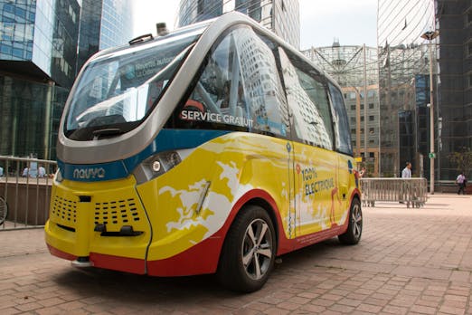 Moralisches Dilemma von autonomen Autos – so denkt die Mehrheit