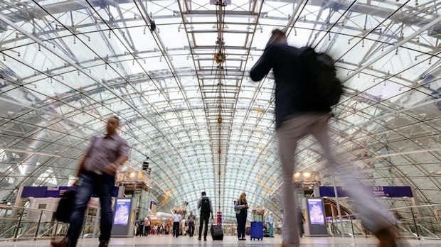 Arbeit beim Pendeln muss bezahlt werden
