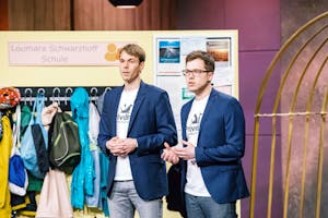 Dr. Nicolai Erbs (l.) und Patrick Schneider mit Privalino (Foto: MG RTL D)