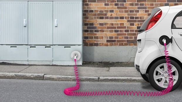 Telekom: Verteilerkästen für E-Auto-Ladestationen genutzt