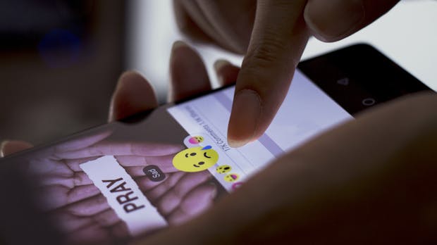 Don’t facebook, be happy: Verringerte Social-Media-Nutzung macht glücklicher