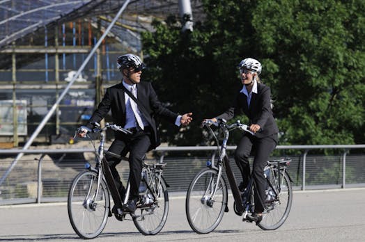 Entspannter radeln mit Strom: E-Bikes boomen in vielen Varianten