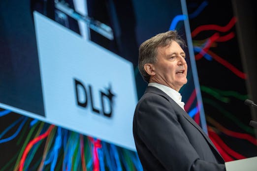 Bloomberg-Chefredakteur: Eine Textsoftware schreibt an Drittel der Inhalte mit
