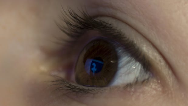 Forscher finden Parallelen zwischen starker Social-Media-Nutzung und Abhängigkeit
