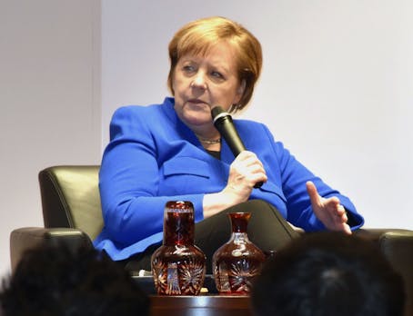 Huawei: Merkel fordert „Sicherheit“ und Opposition konkrete Maßnahmen