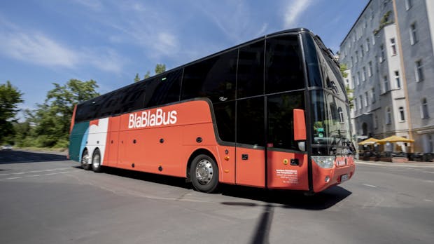 Blablabus attackiert Flixbus mit 99-Cent-Tickets