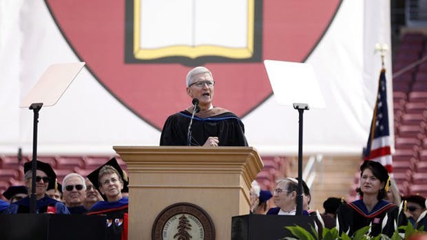 Stanford-Rede: Was Tim Cook durch Steve Jobs auf die harte Tour gelernt hat