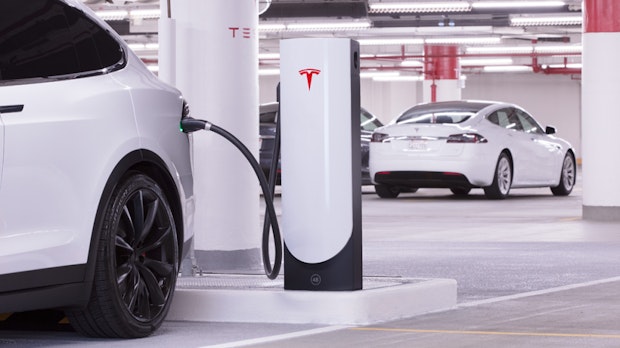8 Jahre nach Europastart: Tesla hat jetzt über 6.000 Supercharger an 600 Standorten