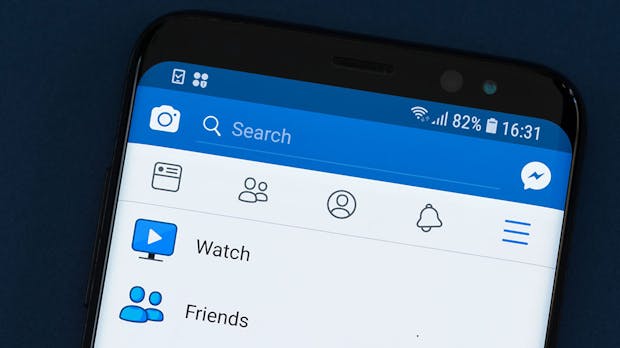 Interessiert an Alkohol und Glücksspiel: Facebook ordnet Minderjährige fragwürdigen Werbekategorien zu