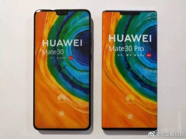 Größenvergleich: Huawei Mate 30 vs Huawei-Mate 30 Pro. (Foto via XDA)