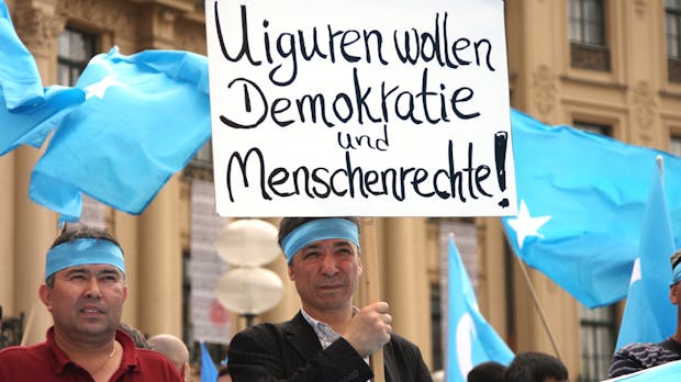 Menschenrechtsverletzungen: USA sanktionieren wertvollstes KI-Startup der Welt