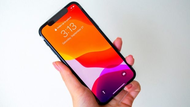 iPhone 11 Pro mit iOS 13. (Foto Shutterstock)