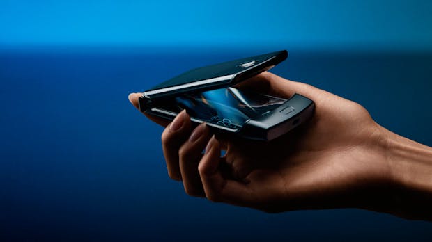 Es ist kompliziert: iFixit zerlegt Motorola Razr und vergibt nur 1 Punkt
