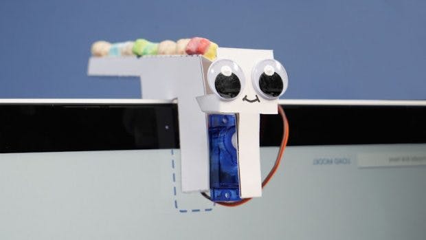 Mit dem Tiny Sorter zeigt Google, wie sich Teachable Machine in Kombination mit einem Arduino nutzen lässt. (Foto: Google)