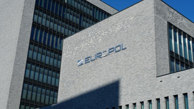 Urheberrechtsverstöße: Europol nimmt 30.000 Domains offline