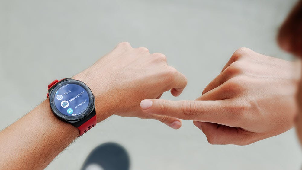 Neue Smartwatch: Die Huawei Watch GT 2e ist der günstigere ...