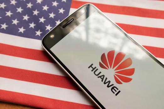 Huawei Smartphone Verkaufe In Europa Halbiert Rivale Xiaomi Zieht Vorbei