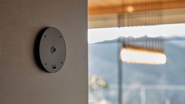 Diese Echo-Alternative ist kaum größer als ein 2-Euro-Stück