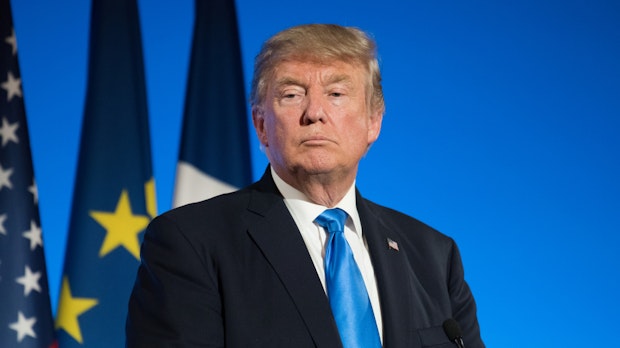 Facebook ruft Kontrollgremium an: Darf Trump seinen Account behalten?