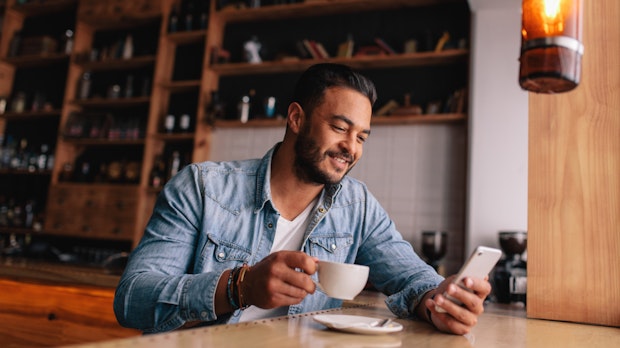 Diese Schweizer App bringt dir den Kaffeeplausch ins Homeoffice