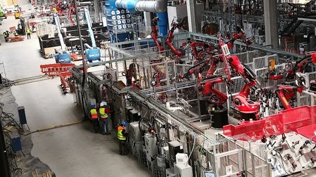 Fotos auf Google Maps zeigen Tesla-Gigafactory in Grünheide von innen