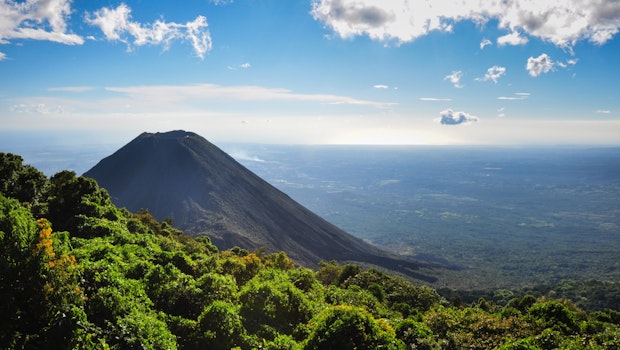 1,800 Bitcoin per month: El Salvador wants to use volcanic energy for mining